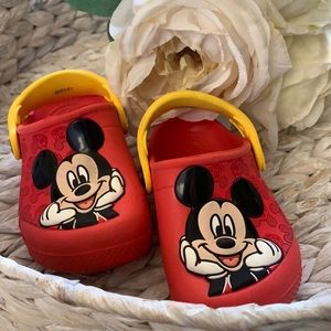 Crocs Slip On Mickey Mouse Shoes. Shoe Size 7